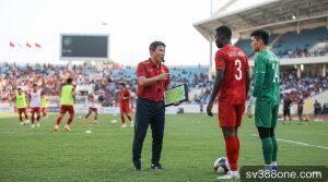 FIFA ASEAN Cup 2026: HLV Kim Sang-sik và canh bạc ‘Việt kiều’ để bảo vệ ngôi vương
